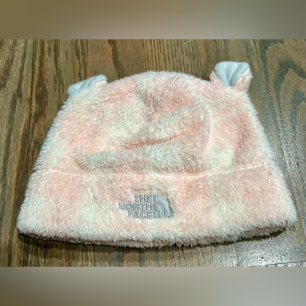 Like new NF Bear Hat